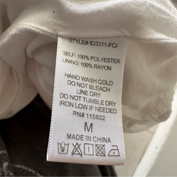 Woman’s WHITE DRESS (M) vintage dress mid length dress with pockets - Picture 6 of 6